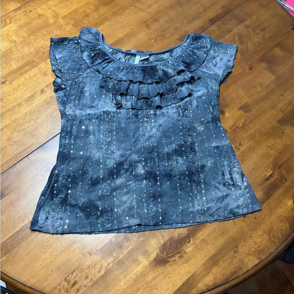 Sami & Jo Gray Ruffled Blouse